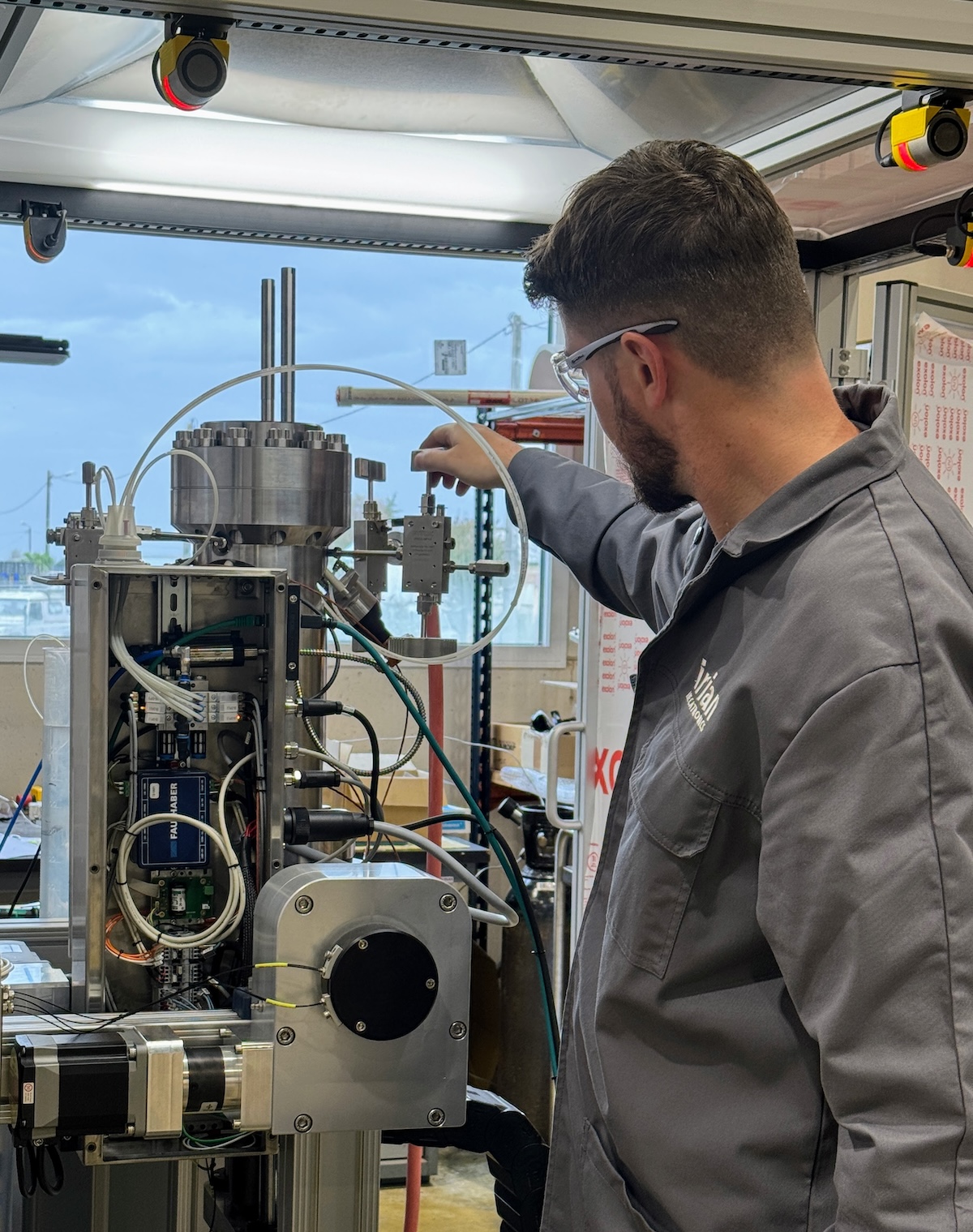 High-Pressure Syringe Pumps High-Pressure Syringe Pumps