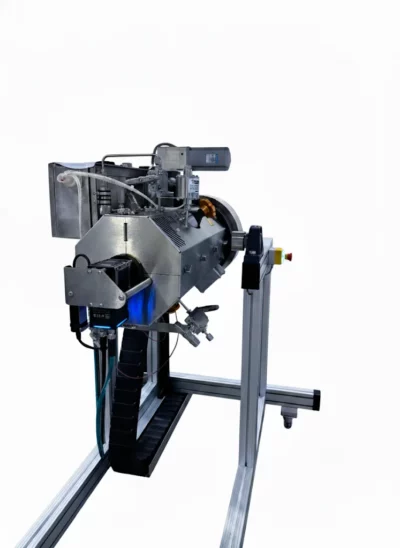 Équipement d'analyse PVT Irian Mecatronics, vue latérale, pour fluides pétroliers.